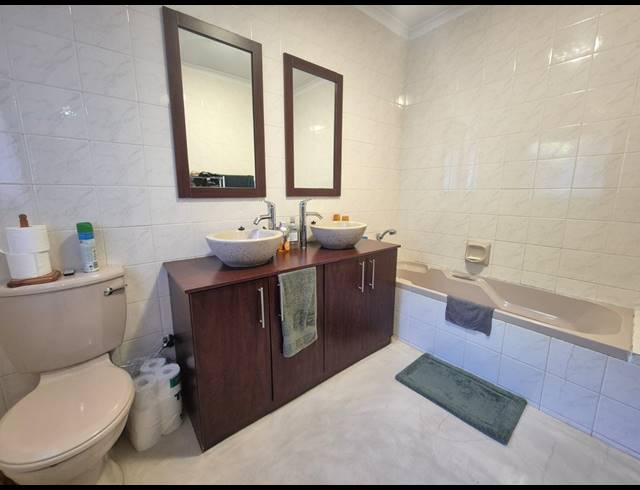 3 BEDROOM HOUSE FOR SALE IN VANDERBIJLPARK SE 3